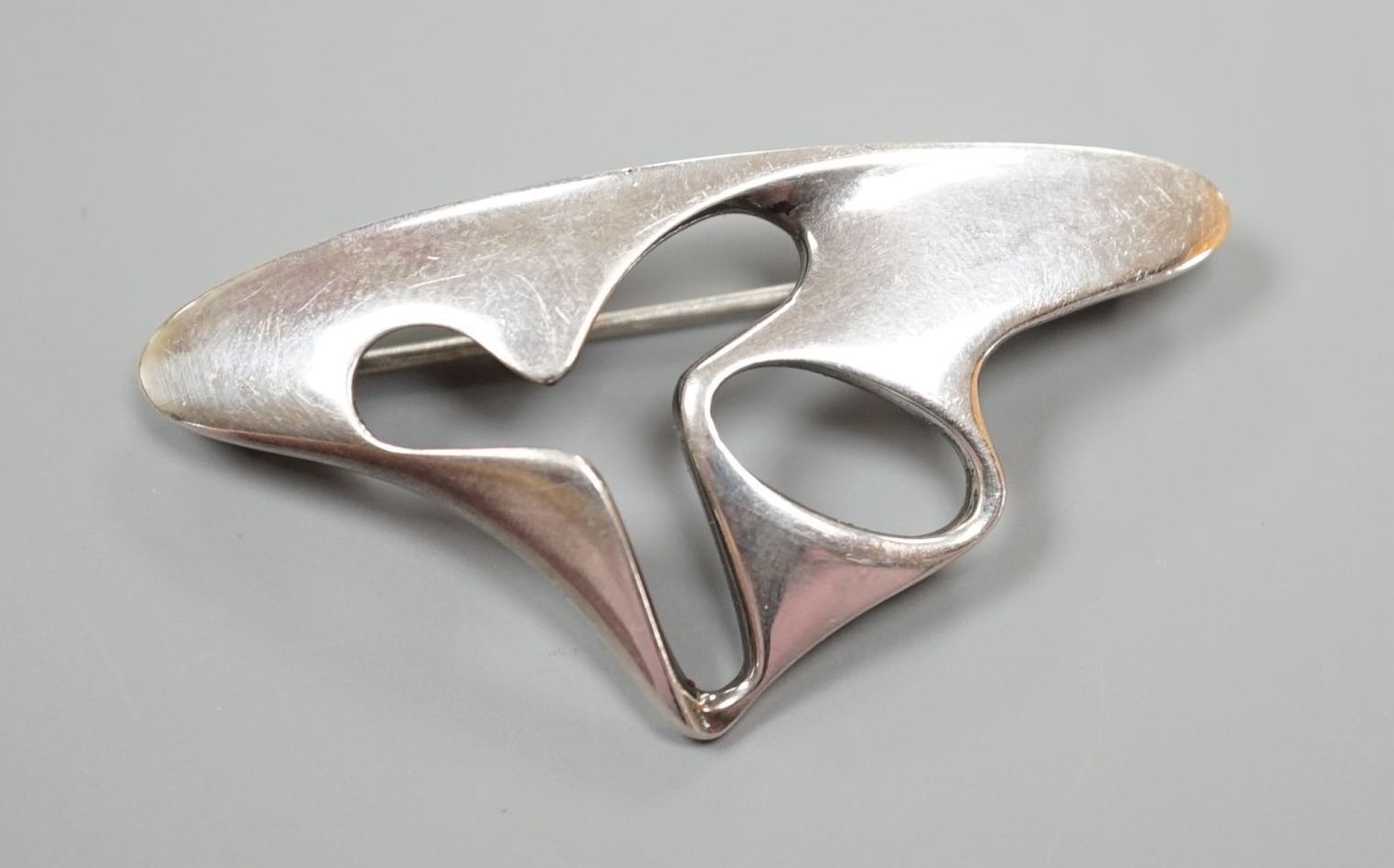 A Georg Jensen sterling amoeba brooch, no. 325, 54mm.